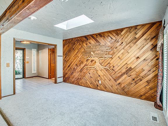 Formal Dining off Entry
