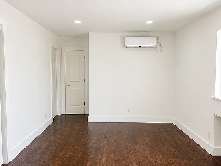 2712 Oakcliff St #4 — Photo 12