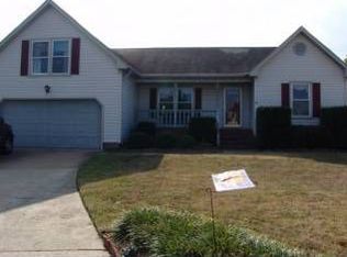 708 Rumford Ct, Chesapeake, VA 23322