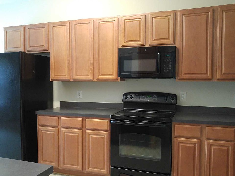 2nd image of 337 Vermillion Dr
