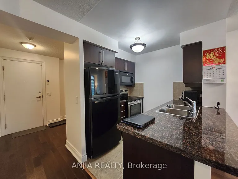 25 Greenview Ave #1024 — Photo 10