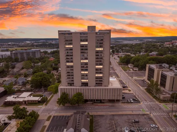 1502 S Boulder Ave APT 21M, Tulsa, OK 74119