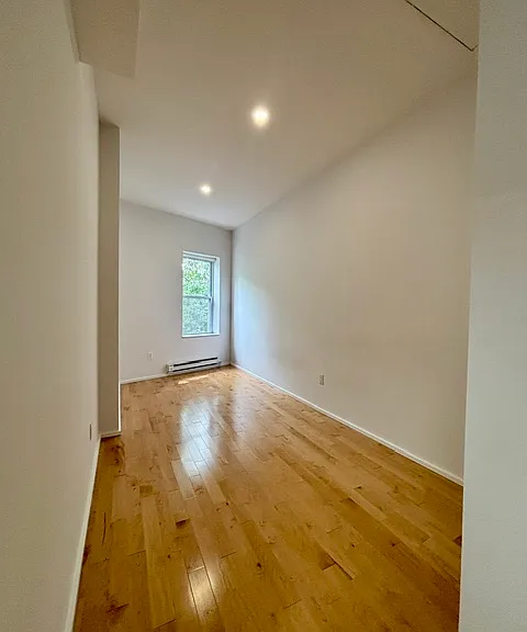 8120 5th Ave #3 — Photo 4