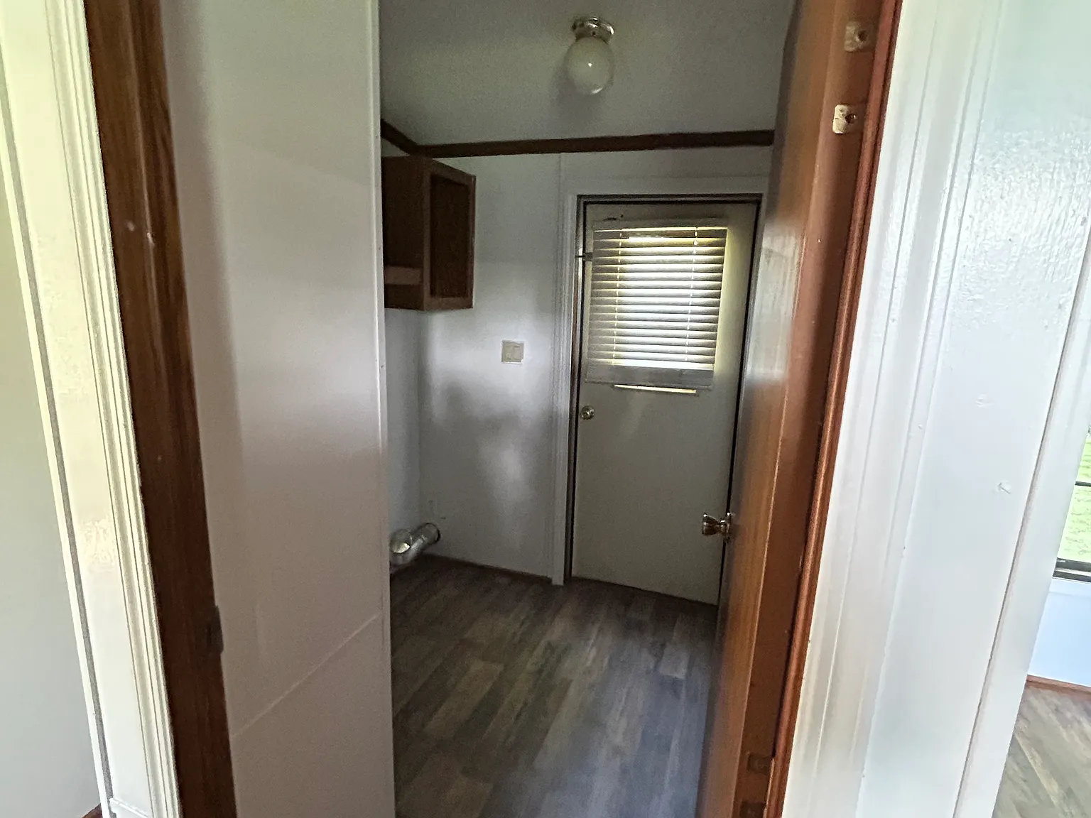 2 bed, $710 — Photo 2