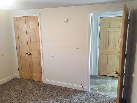 4th image of 218 Beech Ave