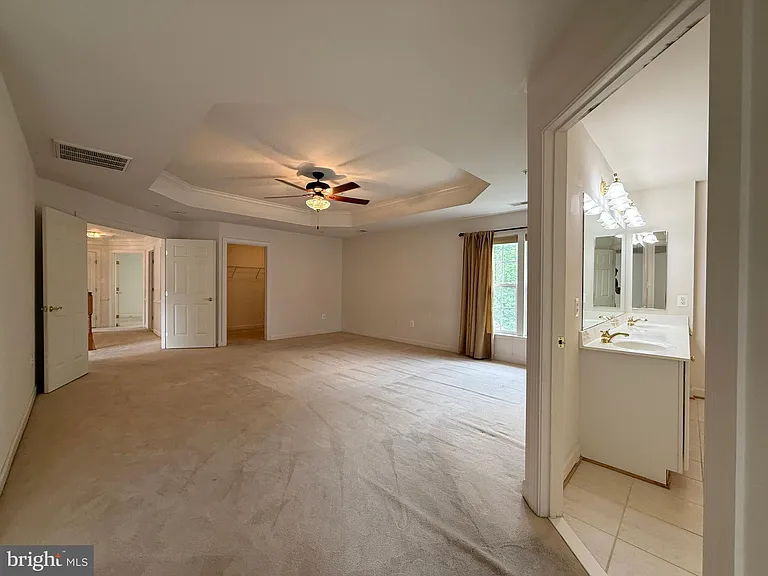4415 Medallion Dr — Photo 27