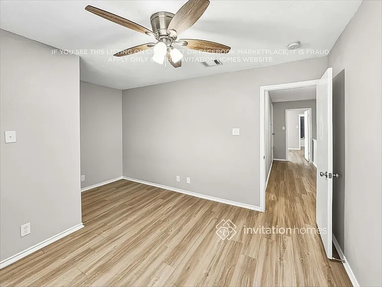 1405 Comfort St — Photo 18