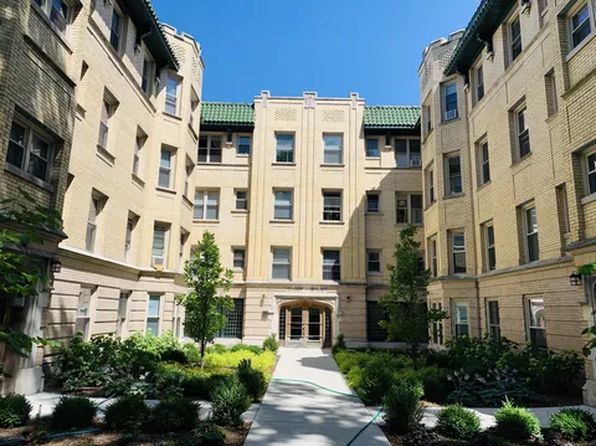 4851 N Kimball Ave #1