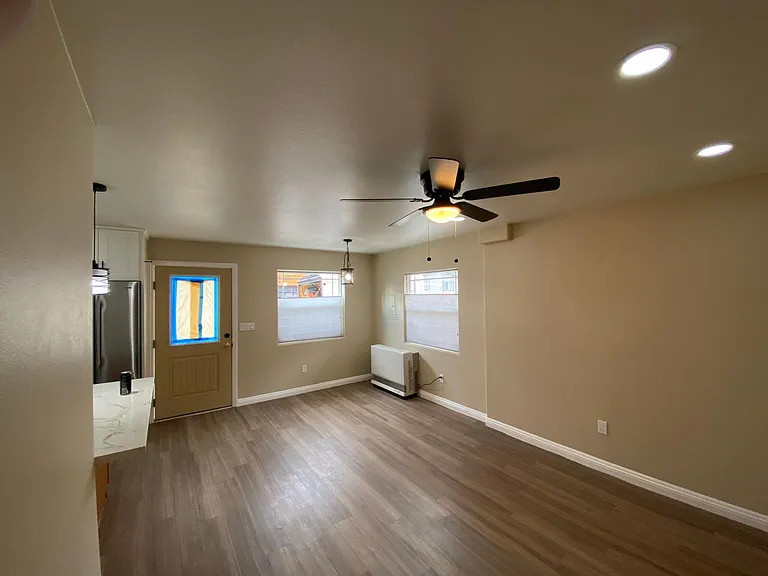 1044 Circle Ln #C — Photo 5