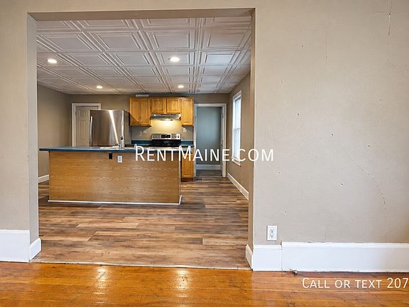 3rd image of 7 Halifax St