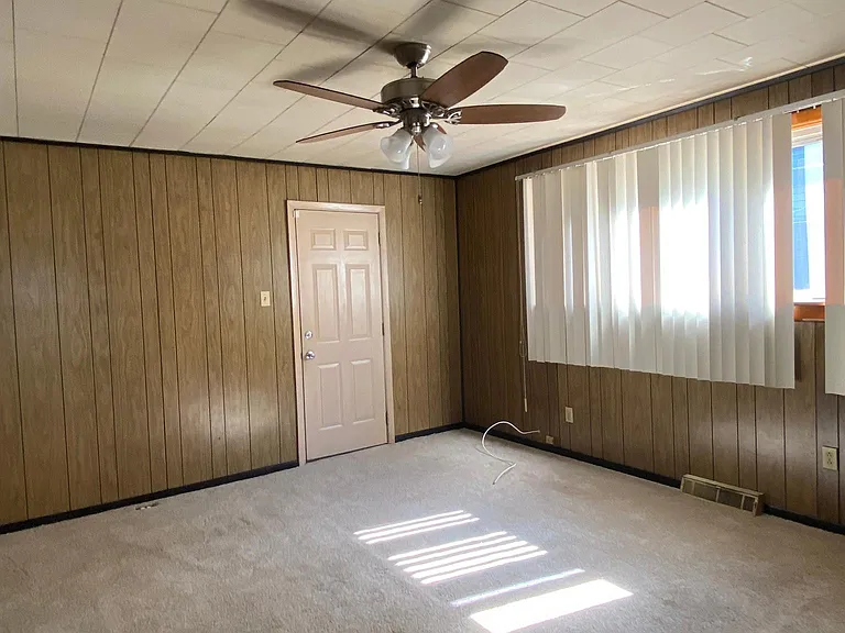 3548 S Western Ave #1R — Photo 2