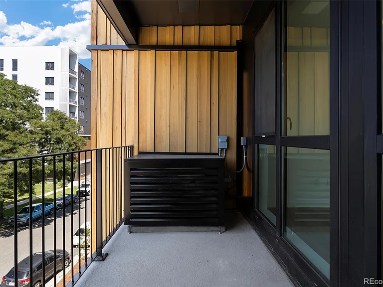 1601 Park Ave #302 — Photo 11
