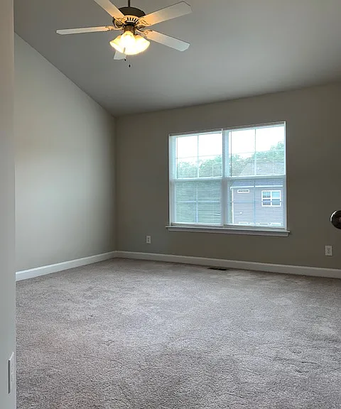 19 Andrews Pl — Photo 5