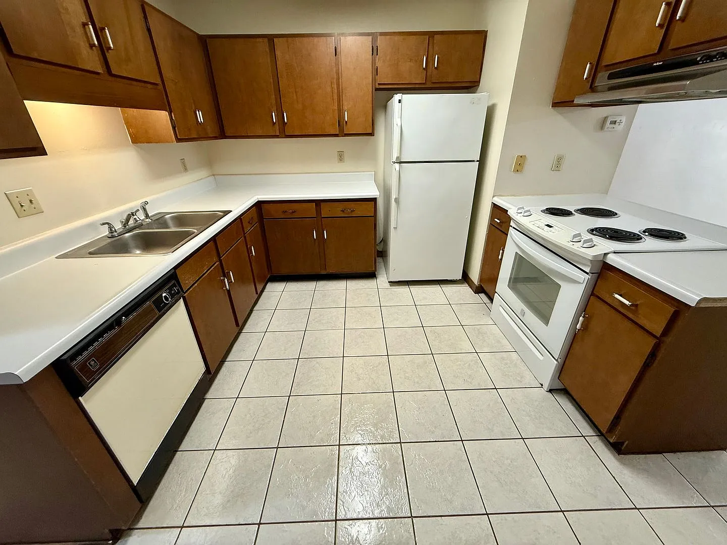 136 Alder Avenue — Photo 4
