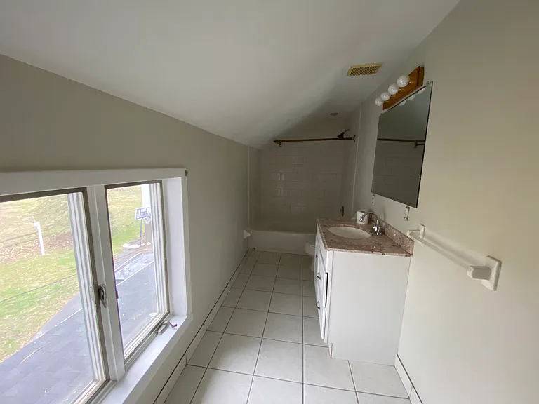 4233 Quinby Dr #2 — Photo 7