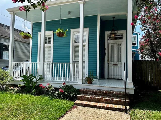 2126 Dublin St — Photo 1