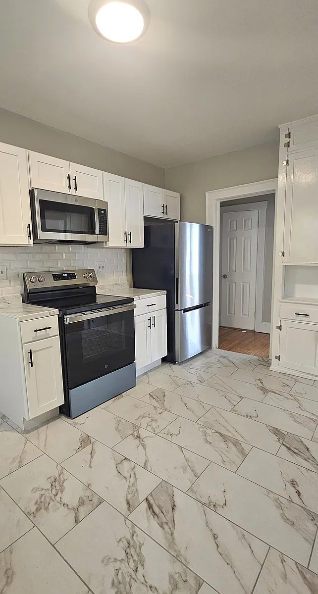 Building Photo - 1563 Ella T Grasso Blvd #B