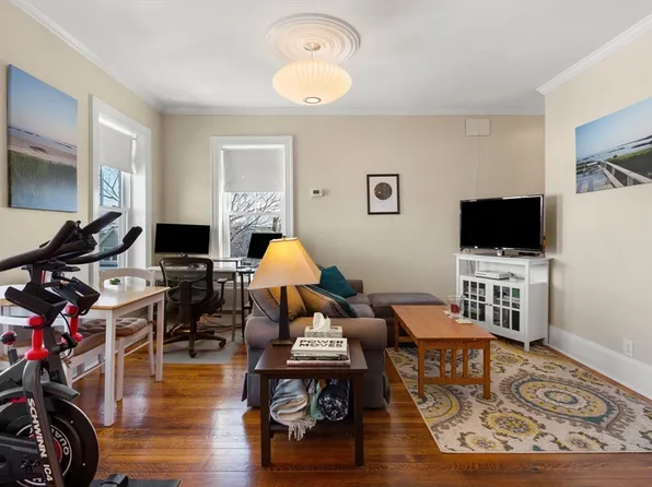 91 Perkins St APT 7, Somerville, MA 02145