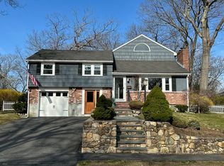 89 Edwardel Rd, Needham, MA 02492