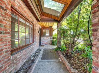 2225 Franco Ln, Sacramento, CA 95821