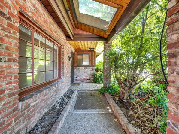 2225 Franco Lane, Sacramento, CA 95821