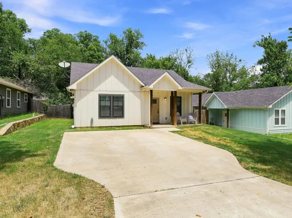 517 E Hanna St, Denison, TX 75021