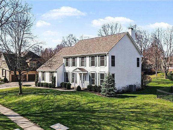 2nd image of 12420 Sagamore Rd