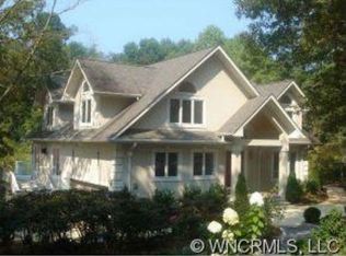 212 S Plains Dr, Asheville, NC 28803