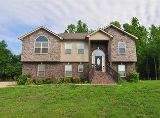 2152 Bend Rd, Clarksville, TN 37040