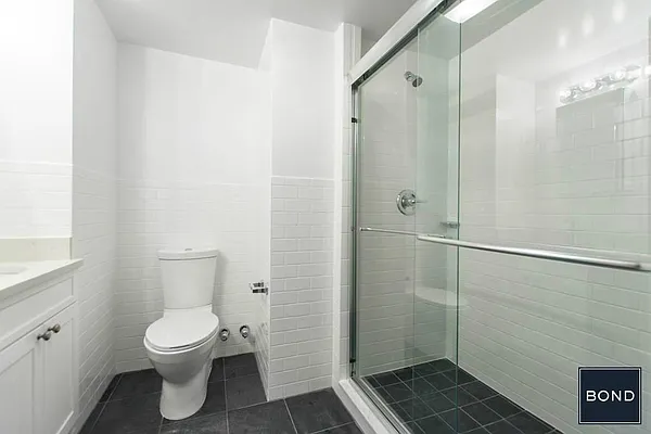 Rented by Bond New York | media 27