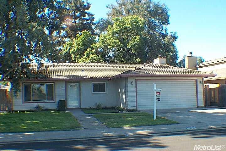 1st image of 378 Cottonwood Dr