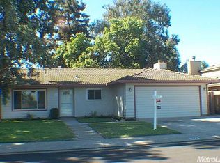 378 Cottonwood Dr, Manteca, CA 95336
