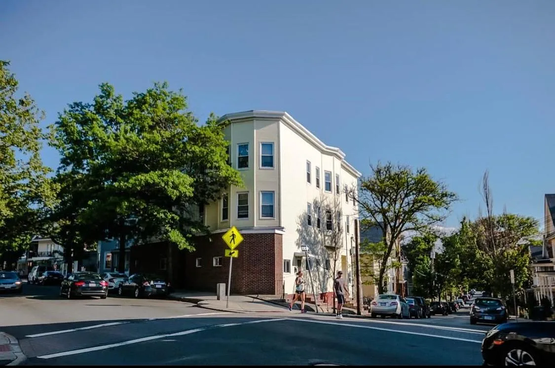480 Medford St — Photo 1