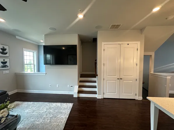 1508 Slopeside Loop, Smyrna, GA 30082