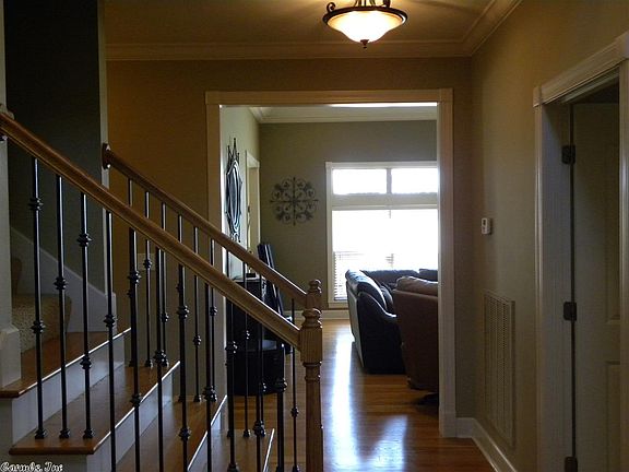 2nd image of 128 Blackburn Dr