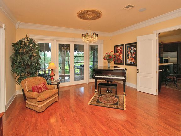 6004 Lake Emma Gathering Rm