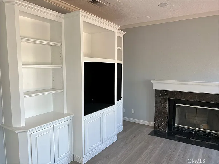 543 S Eveningsong Ln — Photo 4