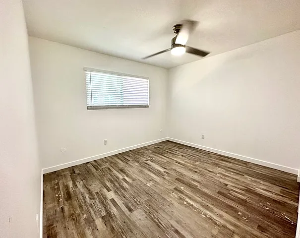 4330 53rd Street — Photo 3