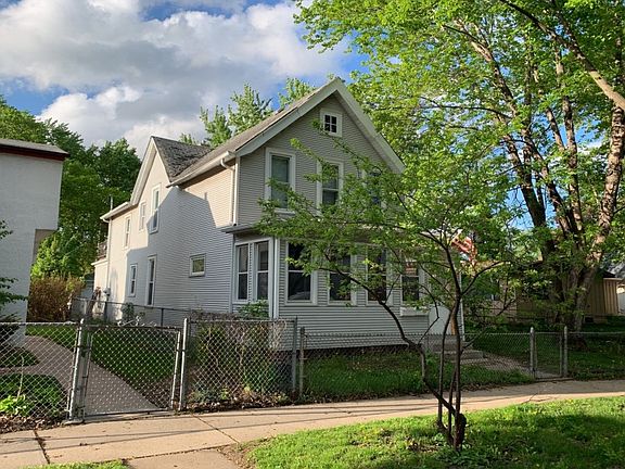 5th image of 823 Van Buren Ave