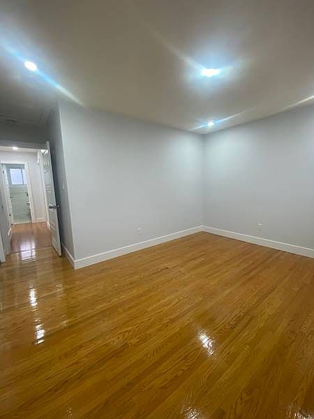 Kitchener Apartment for rent - 3 Bedrooms — photo 14