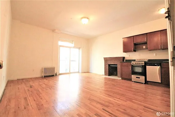 Rented by Oxford Property Group | media 6