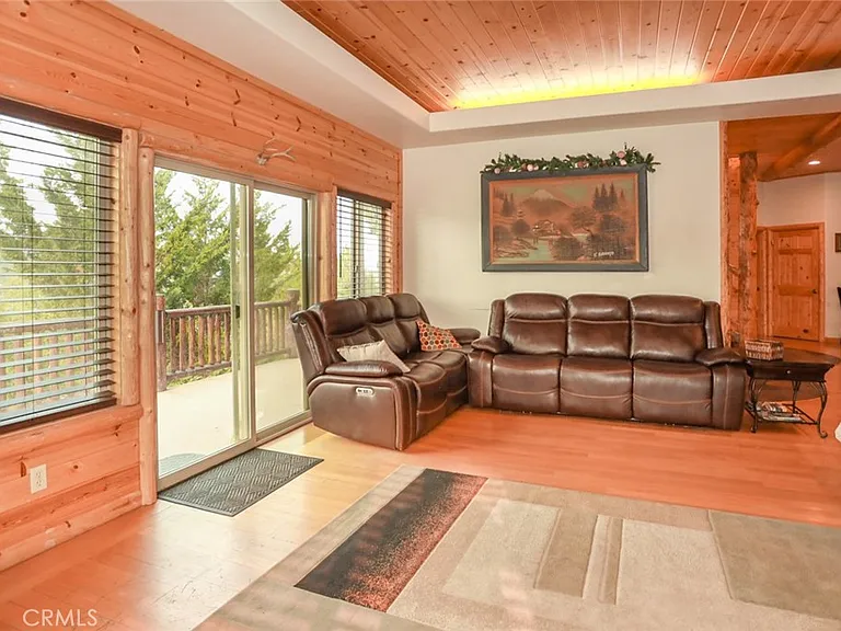 351 Glenwood Dr — Photo 34