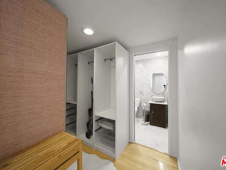 800 W 1st St #2104 — Photo 13