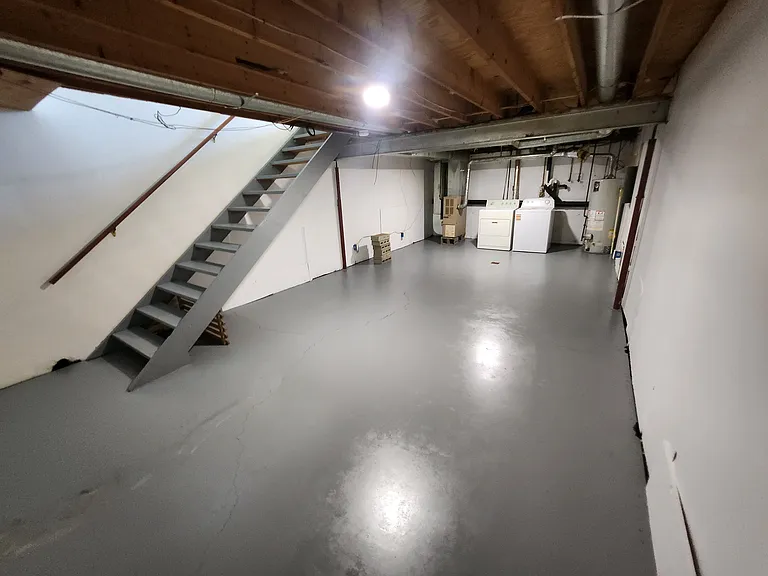 56 Frances St #4 — Photo 11