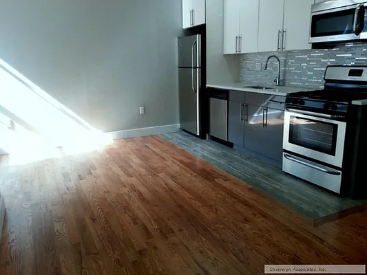 Rented by Sovereign Associates | media 1