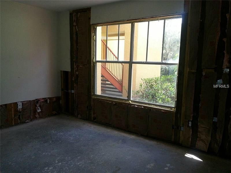 2nd image of 6613 Mission Club Blvd #1-bldg 106