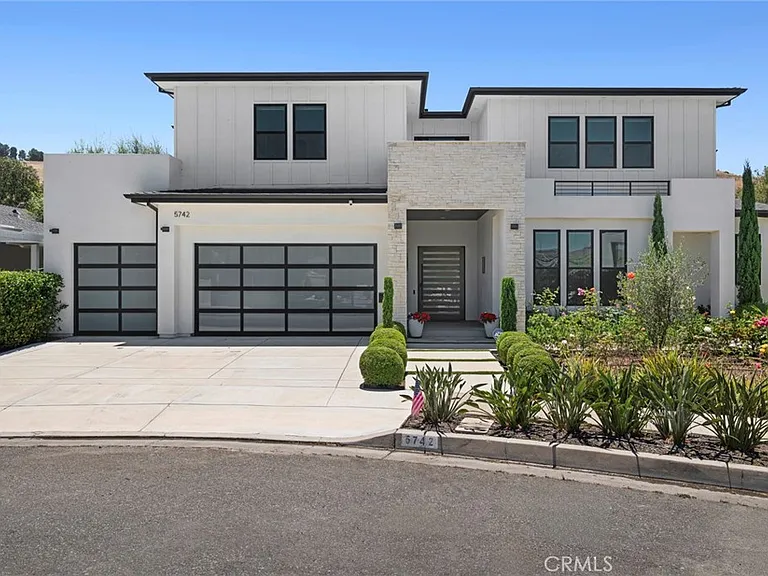 5742 Sierra Casa Rd — Photo 1
