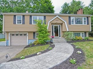 3 Pierce St, Walpole, MA 02081