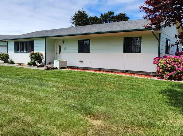 500 W Adams Ave, Crescent City, CA 95531