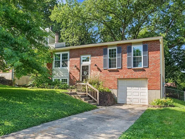 1749 Promontory Dr, Florence, KY 41042